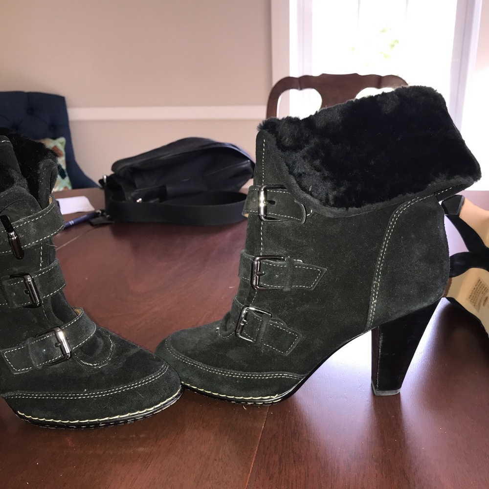 Black suede fur lined boots
